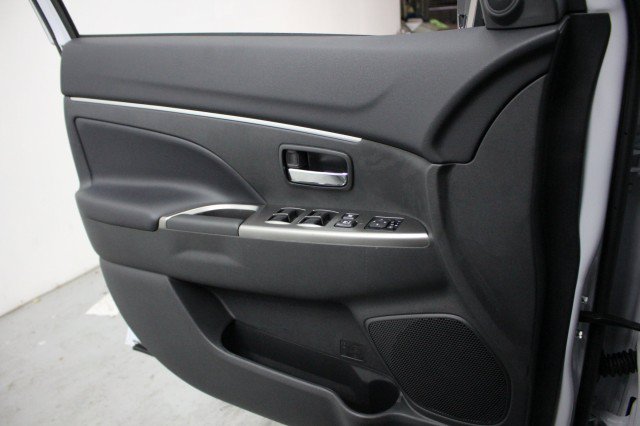 New 2026 Mitsubishi Outlander Sport SE AWD/4WD image 15
