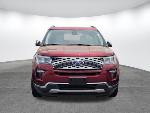 Used 2018 Ford Explorer Platinum AWD/4WD image 2