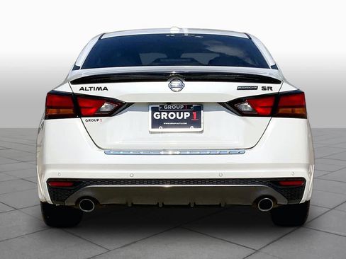 Used 2022 Nissan Altima 2.5 SR w/ Midnight Edition Package FWD image 5