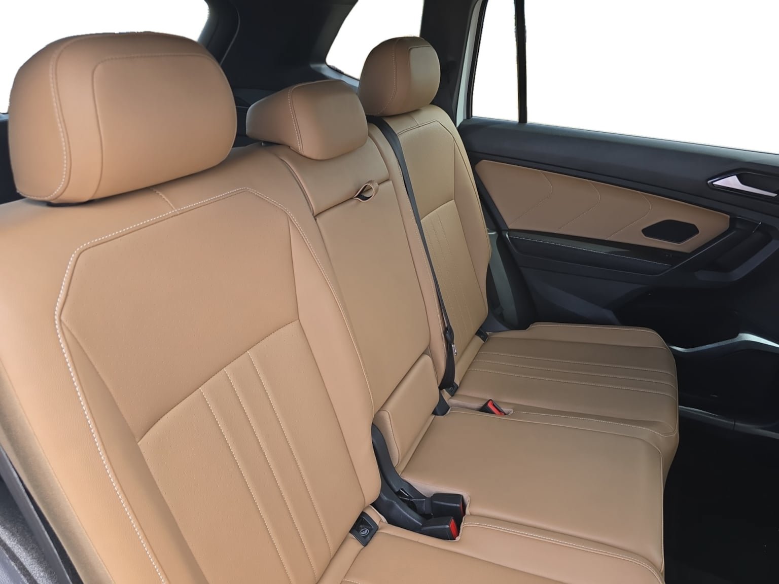 Used 2023 Volkswagen Tiguan SE AWD/4WD image 18