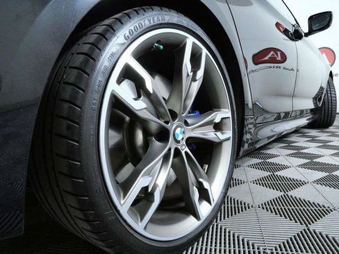 Used 2020 BMW M550i xDrive w/ Executive Package AWD/4WD image 9