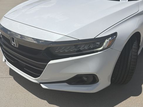 Used 2022 Honda Accord Sport image 5