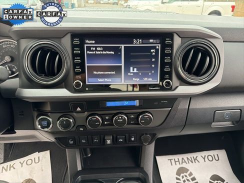 Used 2023 Toyota Tacoma TRD Sport image 28