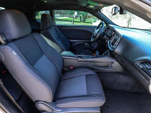 Used 2018 Dodge Challenger R/T w/ Sound Group image 40