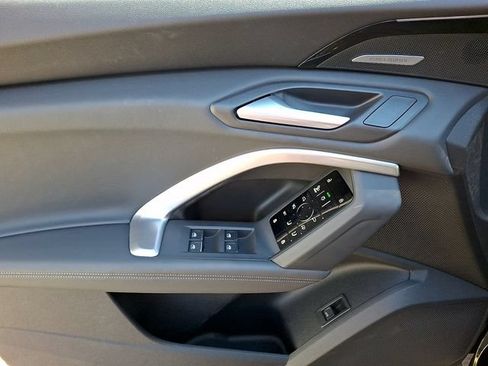 Certified 2025 Audi Q5 Premium Plus AWD/4WD image 12
