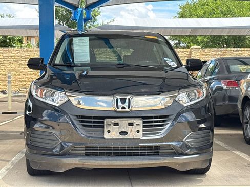 Used 2022 Honda HR-V LX image 2