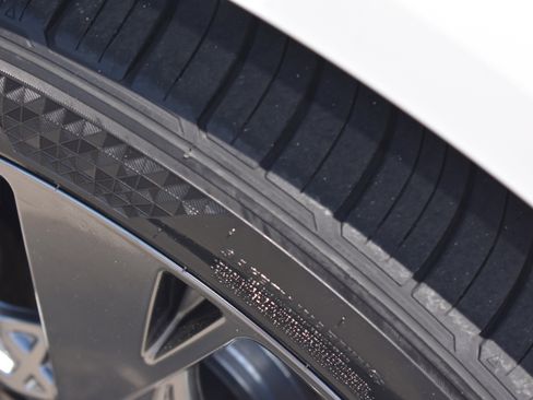 Used 2023 Genesis GV80 3.5T w/ Prestige Package image 11