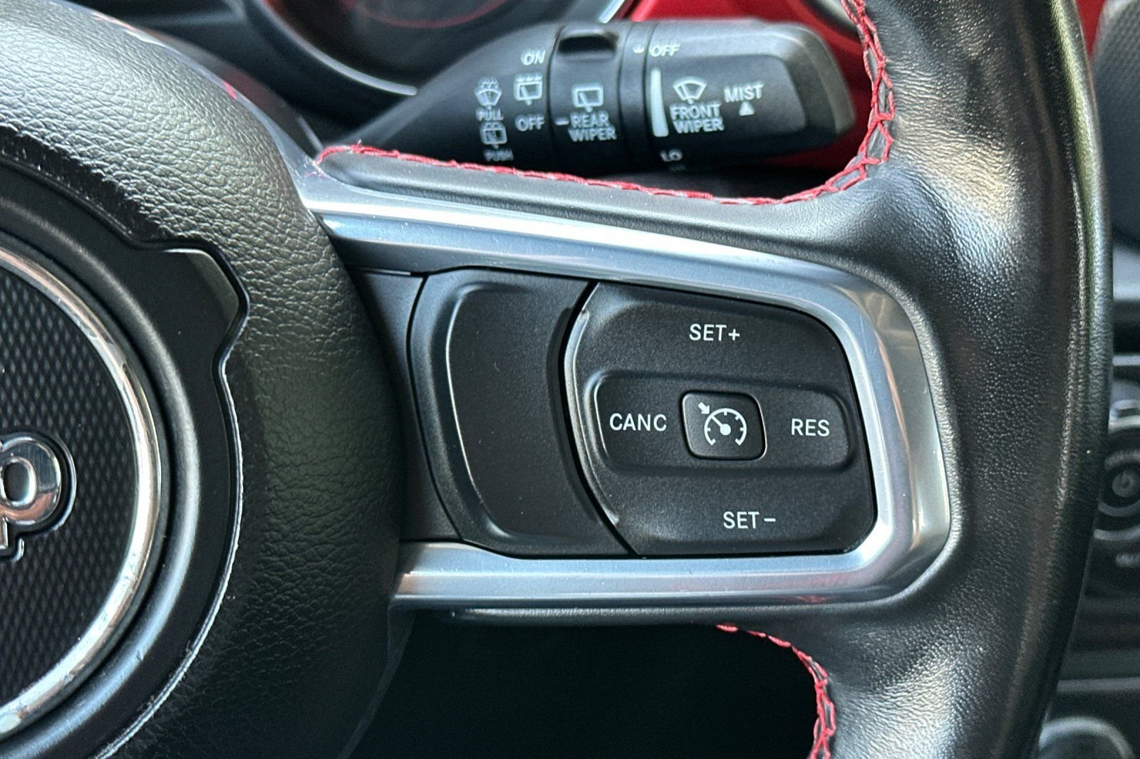 Used 2021 Jeep Wrangler Unlimited Rubicon w/ Cold Weather Group AWD/4WD image 28