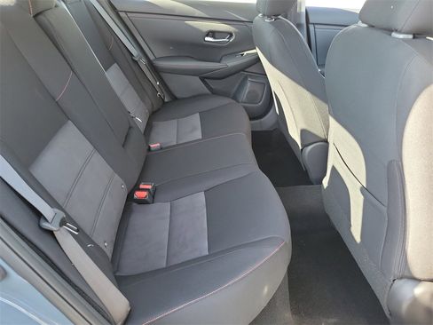 New 2025 Nissan Sentra SR image 15