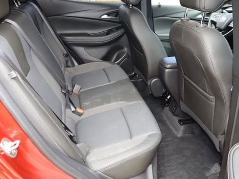 Certified 2025 Buick Encore GX Preferred FWD image 17