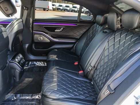 Certified 2022 Mercedes-Benz S 580 4MATIC Sedan image 19