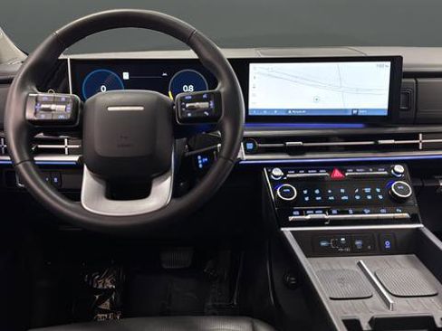 Used 2025 Hyundai Santa Fe Limited image 14