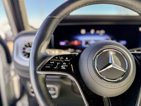 Used 2025 Mercedes-Benz G 550 w/ Manufactur Interior Package image 31