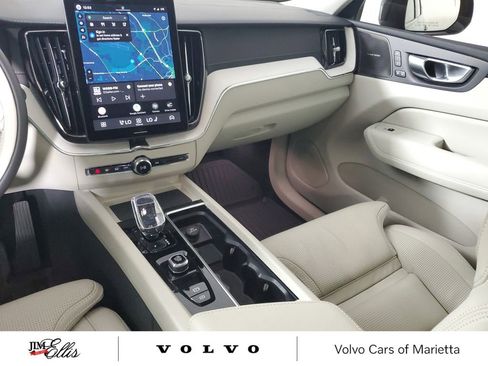 Certified 2026 Volvo XC60 B5 Ultra w/ Protection Package Premier image 18
