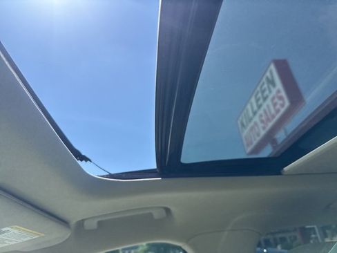 Used 2017 Lincoln MKC Reserve w/ Lincoln MKC Climate Package image 44