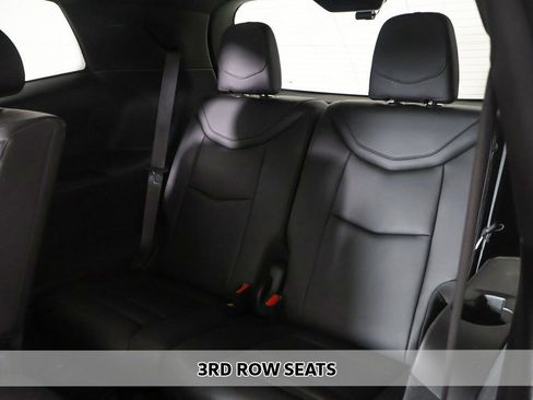 Used 2022 Cadillac XT6 Premium Luxury image 8