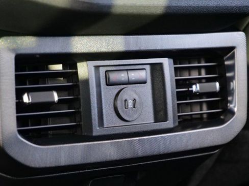 Used 2025 Ford F450 Platinum w/ FX4 Off-Road Package image 45