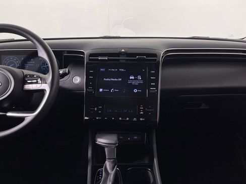Certified 2024 Hyundai Tucson SEL AWD/4WD image 16