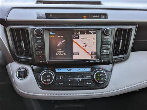 Used 2018 Toyota RAV4 Limited image 13