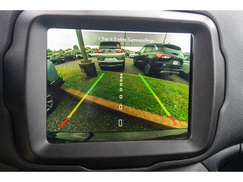 Used 2022 Jeep Renegade Limited AWD/4WD image 23