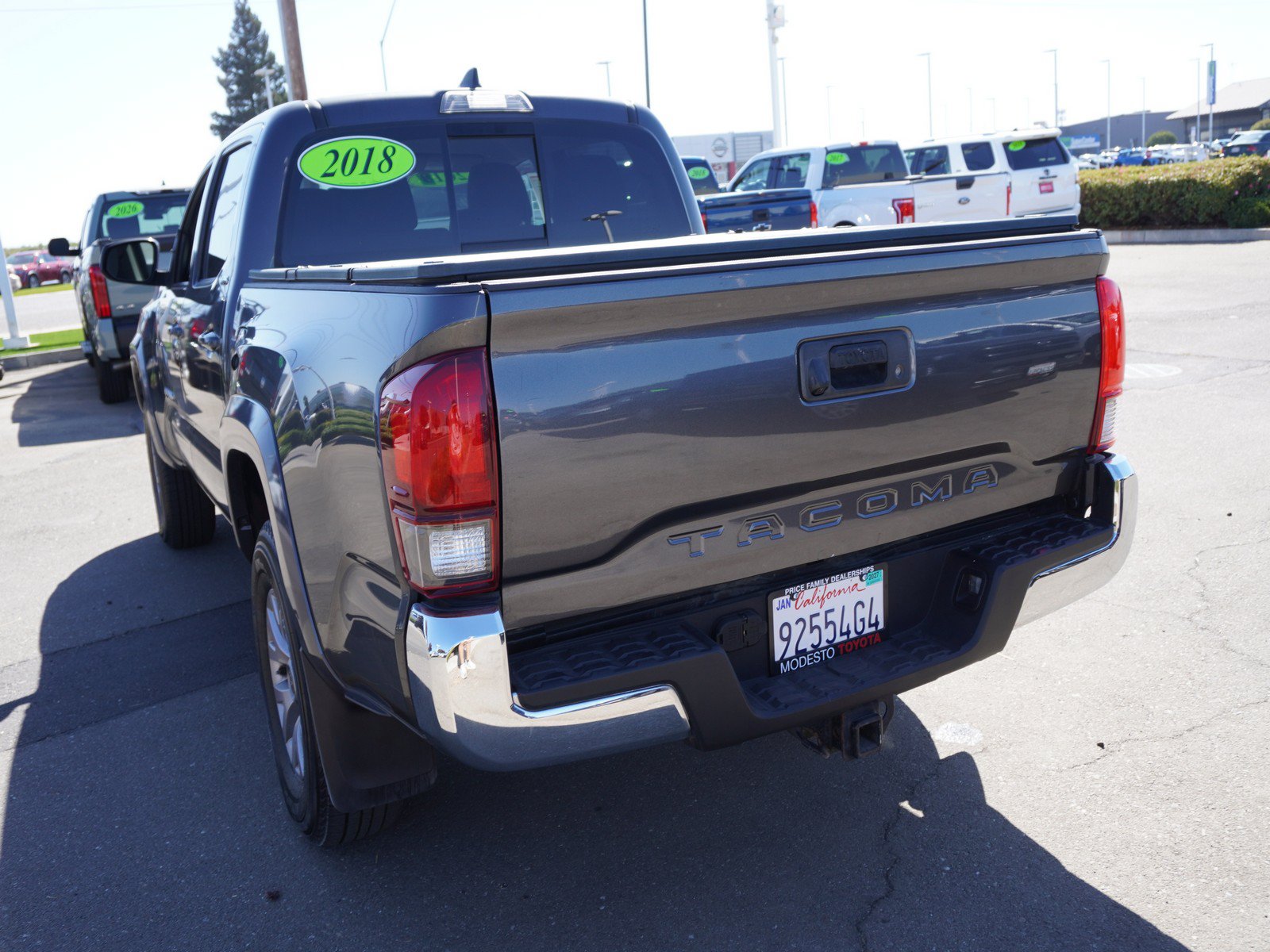 Used 2018 Toyota Tacoma SR5 RWD image 9