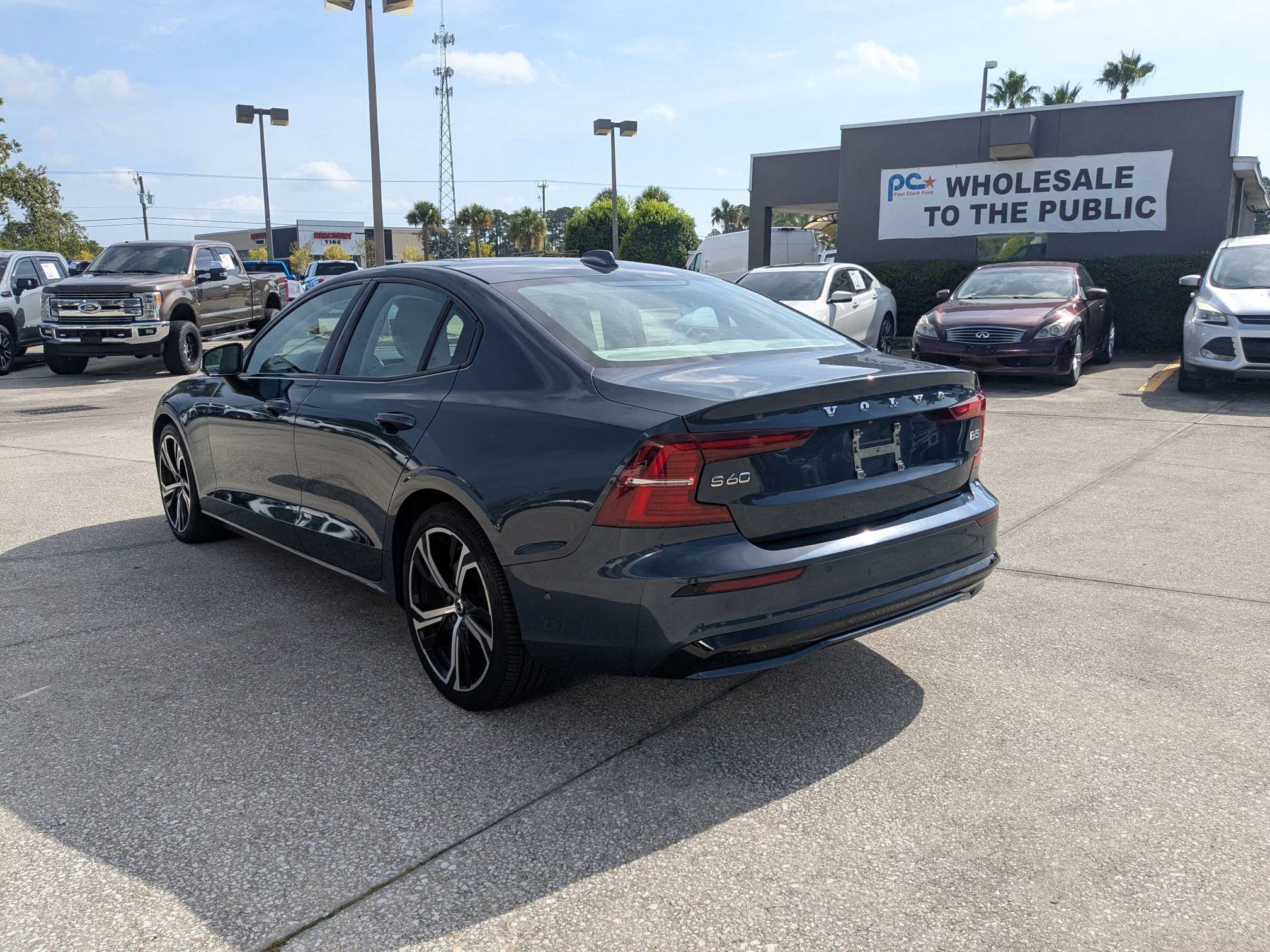 Used 2024 Volvo S60 B5 Plus FWD image 6