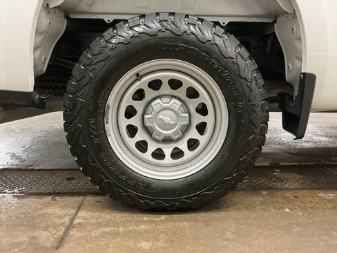 Used 2023 Chevrolet Silverado 1500 W/T w/ WT Value Package image 29