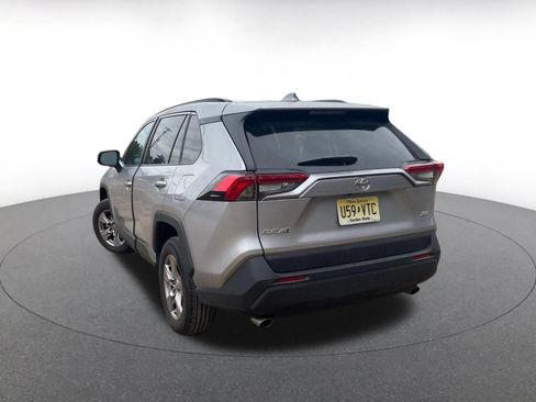 Used 2025 Toyota RAV4 XLE image 12