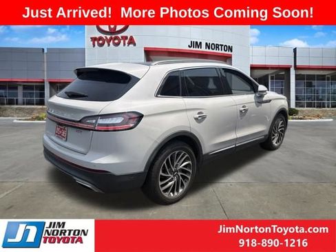 Used 2019 Lincoln Nautilus Reserve FWD image 3