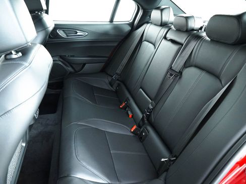 New 2024 Alfa Romeo Giulia Sprint image 29