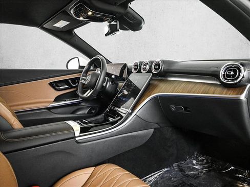 Used 2024 Mercedes-Benz CLE 300 4MATIC Cabriolet image 23