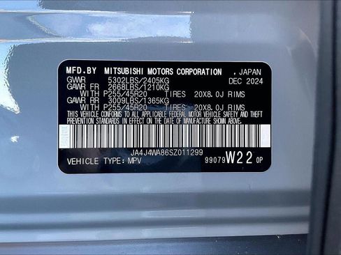 Used 2025 Mitsubishi Outlander SEL image 34