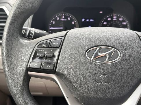 Used 2020 Hyundai Tucson Value w/ Winter Weather Package AWD/4WD image 21
