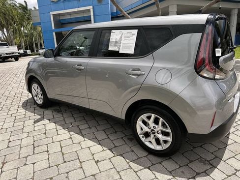 Used 2024 Kia Soul LX w/ Option Group 015 FWD image 35