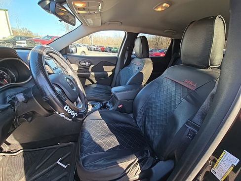 Used 2016 Jeep Cherokee Latitude image 14