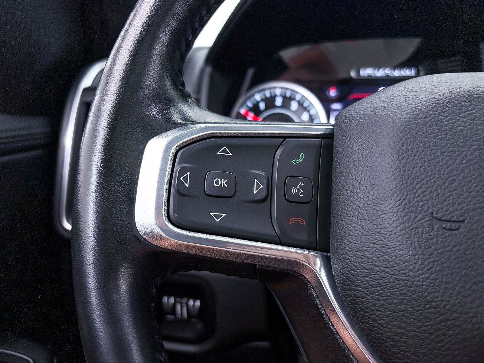 Used 2023 RAM 1500 Laramie AWD/4WD image 33