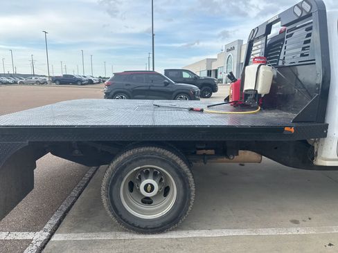 Used 2016 Chevrolet Silverado 3500 W/T w/ WT Convenience Package RWD image 4