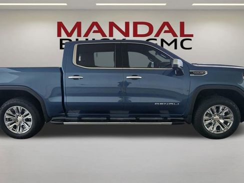 Used 2024 GMC Sierra 1500 Denali w/ Technology Package AWD/4WD image 7