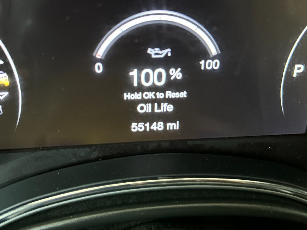Used 2022 Jeep Grand Cherokee Laredo X RWD image 28