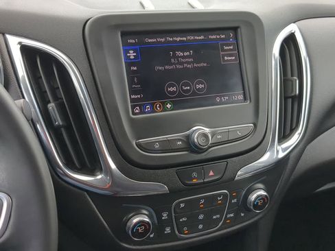 Used 2023 Chevrolet Equinox LT AWD/4WD image 27