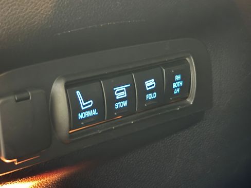 Used 2016 Ford Explorer Sport w/ Equipment Group 401A image 44