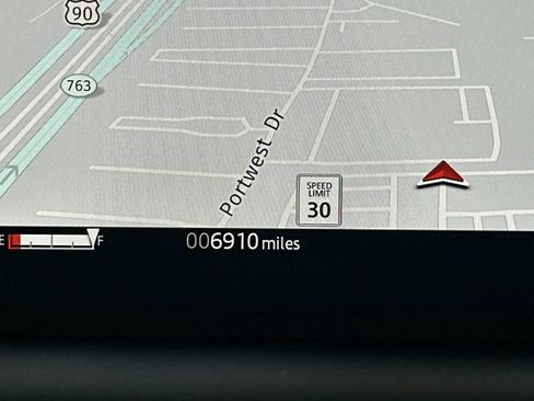 Used 2024 Land Rover Discovery Sport S image 27