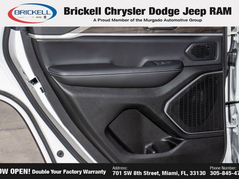 New 2026 Jeep Grand Cherokee Limited image 12