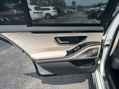 Used 2023 Mercedes-Benz S 580 4MATIC Sedan image 31