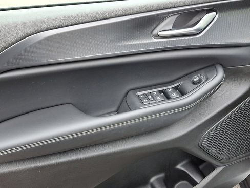 Certified 2023 Jeep Grand Cherokee Altitude AWD/4WD image 12