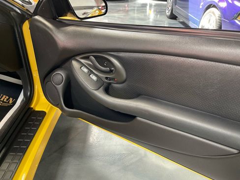 Used 2002 Pontiac Firebird Trans Am image 41