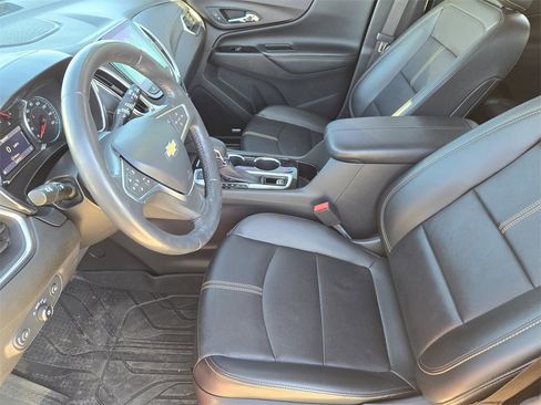Used 2022 Chevrolet Equinox Premier image 8