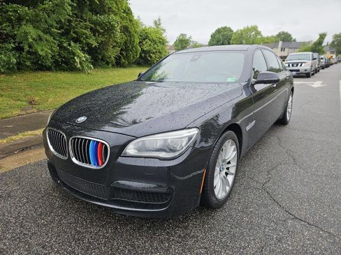 Used 2014 BMW 750Li RWD image 2