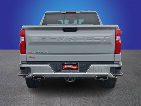 Used 2024 Chevrolet Silverado 1500 LT w/ Z71 Off-Road Package image 5