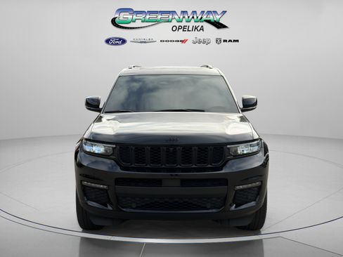 Used 2024 Jeep Grand Cherokee L Limited w/ Luxury Tech Group II image 2